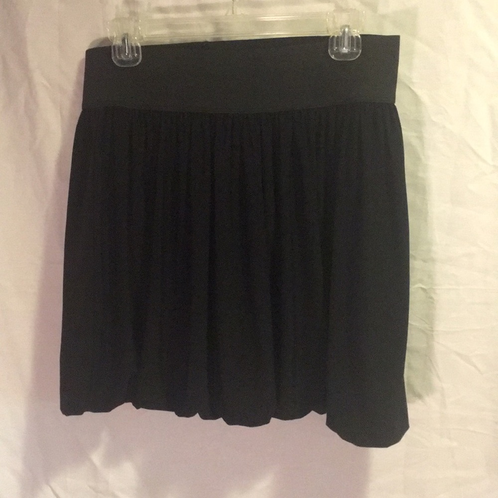 Maurice’s black skirt